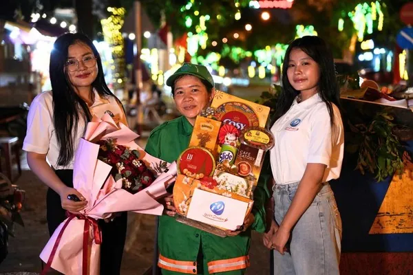 Hỗ trợ khách hàng kinh88